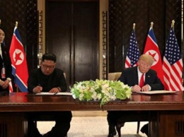 Трамп и Ким Чен Ын подписали