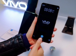 Сканер отпечатков в дисплее от Vivo работает не хуже Touch ID