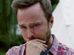 Аарон Пол сыграет убийцу в сериале Apple «Ты спишь»