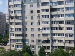 На Львовщине ребенок выпрыгнул с четвертого этажа из-за спешки домой (Видео)