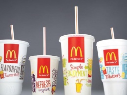 McDonald's отказался от пластиковых трубочек