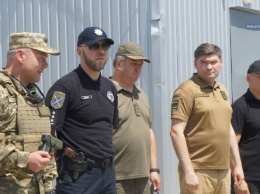Наев посетил обновленный блокпост на Луганщине