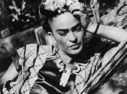 Фрида и мода: что нужно знать о выставке Фриды Кало в Лондоне