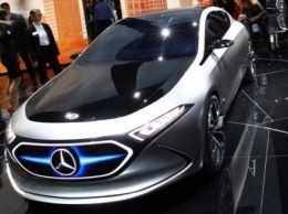 Mercedes тестирует компактный электромобиль