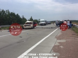 Жуткое ДТП в Житомирской области: двое погибли, трое пострадали