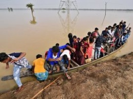 Наводнения в Индии: из-за проливных дождей погибли 23 человека, более 500 тысяч пострадавших (фото)