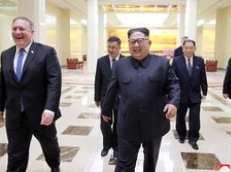СМИ: Помпео пошутил об попытках убийства Ким Чен Ына во время встречи с ним