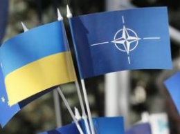 Закон о нацбезопасности принят: Украина определила курс на ЕС и НАТО