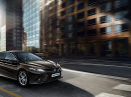 Toyota Camry возвращается в Европу и заменяет модель Avensis