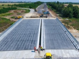 На объездной вокруг Днепра завершили строить новый мост