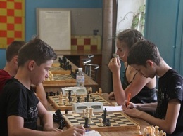 Юные шахматисты определяют сильнейших в «Кубке Азовского моря»