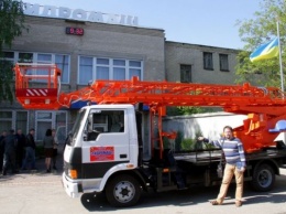 В Запорожской области автопарк предприятия распродают из-за долгов