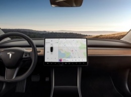 Tesla сделает платным доступ к Сети из своих автомобилей