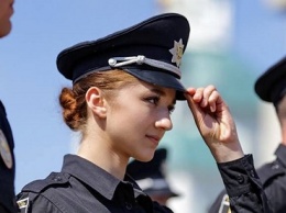 На Донетчине ряды полицейских пополнили выпускники ведомственных вузов Харькова и Киева