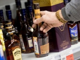 Алкогольная политика - «нагнать» цену, чтобы наполнить бюджет
