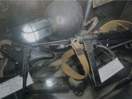 Сквозь десятилетия: в Керчи открыли выставку оружия времен ВОВ