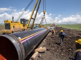 Азербайджан привлек кредит на $750 млн для финансирования газопровода TANAP