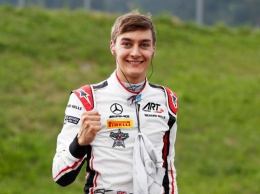 Ф2: Джордж Расселл выиграл субботнюю гонку в Австрии