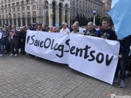 На Майдане прошла акция в поддержку украинских политзаключенных в России (ФОТО)