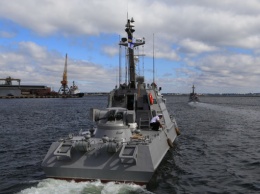 ВМС Украины приняли новые бронекатера, производящиеся на заводе Порошенко