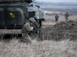 Контрактник воровал детали боевых машин в Житомирской области