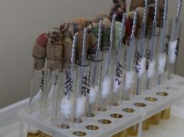 В Бахмуте презентовали современную бактериологическую лабораторию