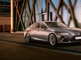 В России стартовали продажи нового Lexus ES