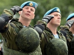 Оккупировавшие Крым десантники РФ приняли участие в параде в Минске
