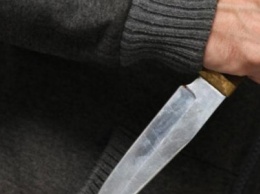 В Лимане сотрудник полиции ранил ножом двух мужчин
