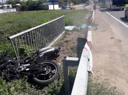 Смертельная авария под Одессой: микроавтобус выехал на встречку и сбил мотоциклиста