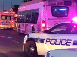 Женщина с ножом напала на пассажиров автобуса в Канаде