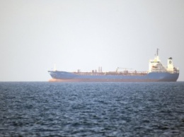 Иран грозится перекрыть Ормузский пролив для транспортировки нефти