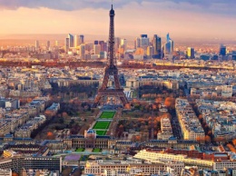 Сегодня Париж празднует 2070-летие