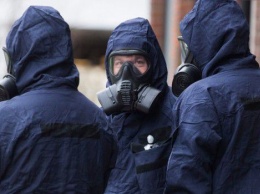 В Великобритании госпитализировали полицейского с подозрением на отравление "Новичком"