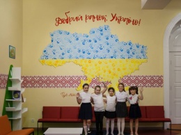 Новой школе - новое культурное пространство: как одесский дизайнер с бывшим гардеробом болградской гимназии поработал