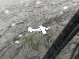В горах Аляски упал пассажирский самолет