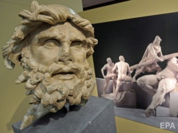 В Греции нашли, возможно, старейший известный экземпляр "Одиссеи" Гомера