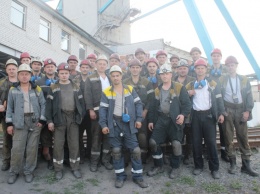 Инновации в действии: Першотравенские шахтеры перемонтировали лаву в скоростном режиме