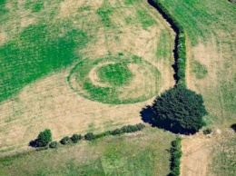 На полях Великобритании появились следы древних строений