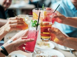 В какой дозе алкоголь сокращает жизнь
