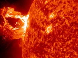 Земле угрожают гигантские торнадо на Солнце