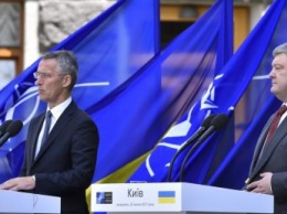 Порошенко: Препятствующим вступлению Украины в НАТО странам грозит изоляция
