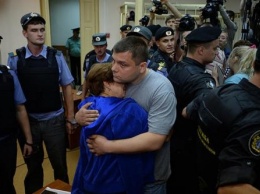 Навальный шокирован смертью Офицерова