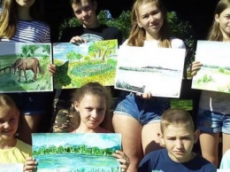 Юные художники из Северодонецка стали участниками выставки «Волынь глазами детей из зоны АТО»