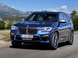 BMW озвучила официальные цены на новый кроссовер BMW X5 для России