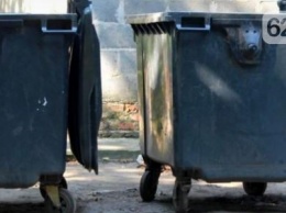 В Славянске продолжают жечь мусорные баки