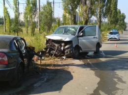 Состояние трех криворожан, попавших в ДТП на Объездной, тяжелое, но стабильное