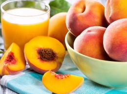 Персики: польза, вред, калорийность и правила выбора