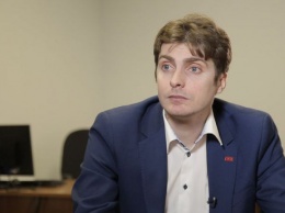 Суд постановил, что Коболев обязан включить киевлянам горячую воду, - Белоцерковец