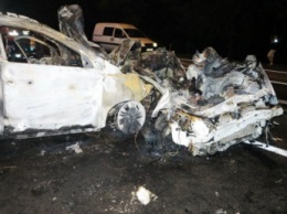 Черная пятница: в ДТП в Конча-Заспе в машине живьем сгорела семья (фото)